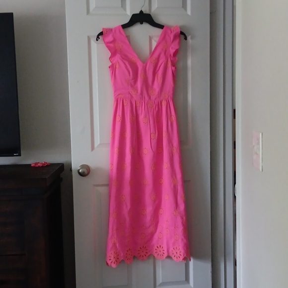 Lilly Pulitzer Lillyanne Midi Dress in Aura Pink Days Bloom Eyelet Sz 00 - Picture 2 of 7